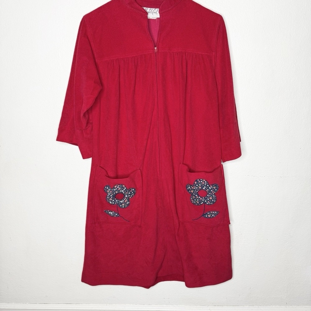 Vintage Models Coat Red Flower Patch Pockets House Coat Zip Front Women's 14